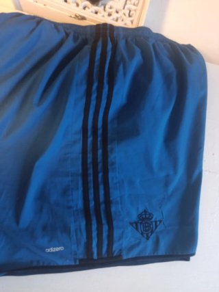 Pantalón corto Adidas azul