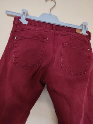 Pantalón push up rojo