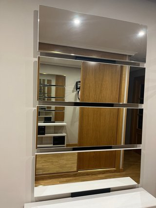 Mueble de entrada recibidor blanco y negro