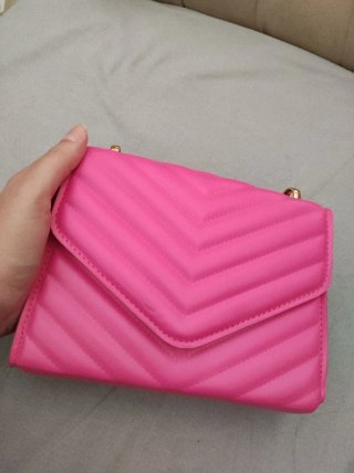 Bolso fucsia pequeño