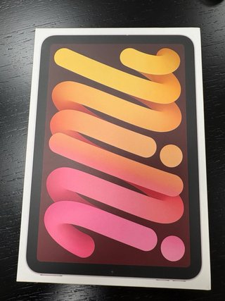 iPad mini 6 Blanco con telefono