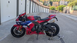 Honda CBR1000RR-R SP 2024
