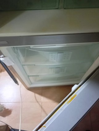 Nevera Liebherr estropeada, recogida gratis