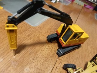 3 máquinas miniatura de hierro Joal