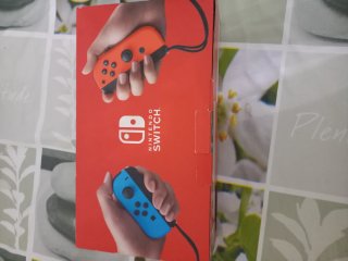 Nintendo Switch V1 Azul/Rojo + Accesorios
