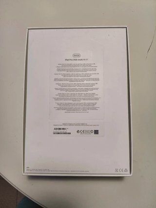 Caja iPad Pro Apple vacía
