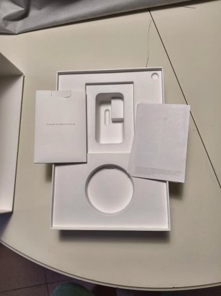Caja iPad Pro Apple vacía