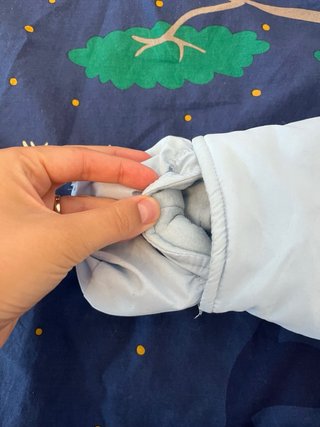 Pelele invierno bebé azul claro con capucha