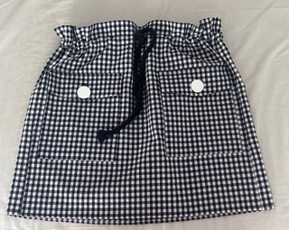 Falda Zara cuadros Vichy azul y blanco.
