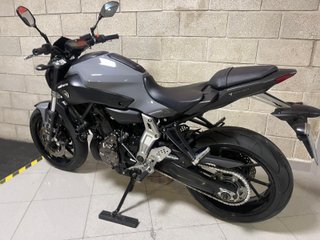 Yamaha MT-07 A2