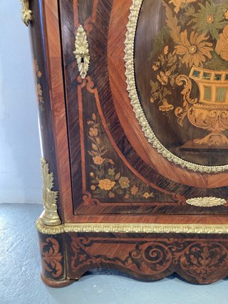 Mueble antiguo marquetería restaurado