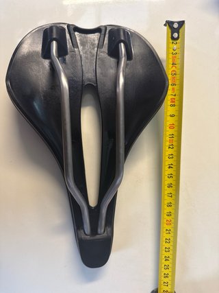 Sillín Ergonómico Negro