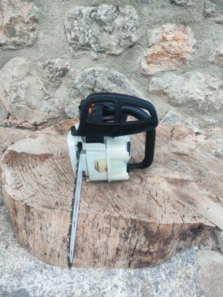Motosierra Stihl MS 151 TC reestreno