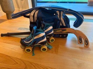 Bolsa Hockey: Patines, Bola, 2 Sticks