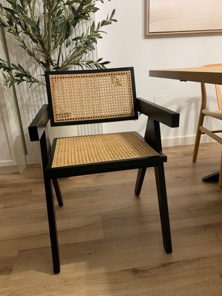 Conjunto de mesa y sillas