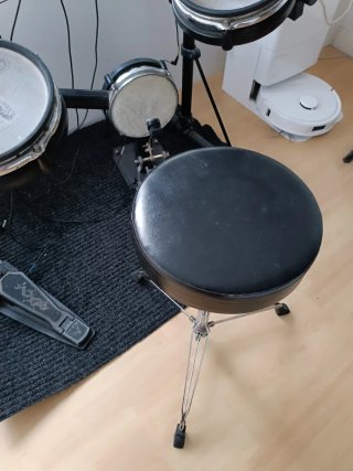 Batería Electrónica Alesis Turbo