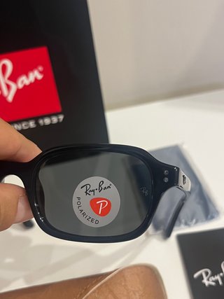 Ray-Ban Zuri RB4455 Occhiali da Sole Polarizzati