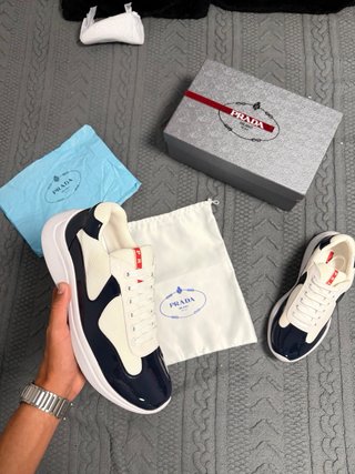 Prada Cups Azul Marino
