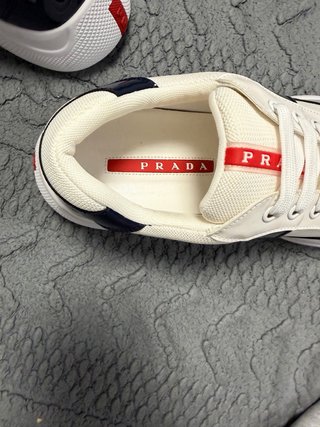 Prada Cups Azul Marino