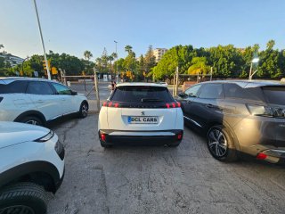 Peugeot 2008 HDI 110 cv Muy Buen estado año 2022