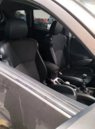 Mitsubishi Outlander 2012