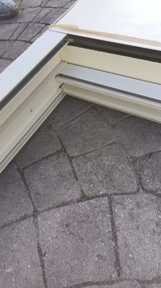 Puertas correderas climalit con persianas