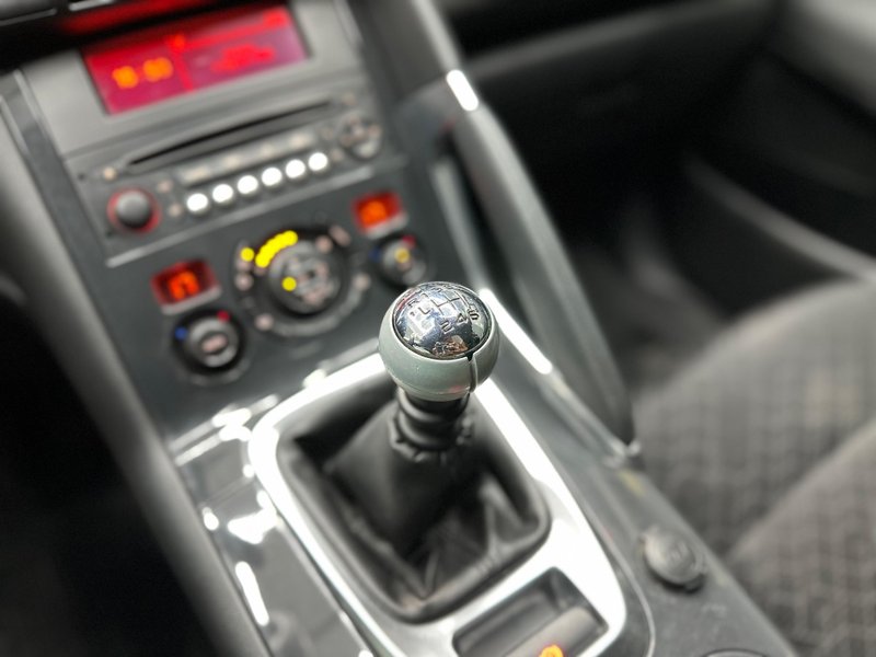 Peugeot 3008 2016, foto 30