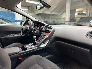 Peugeot 3008 2016