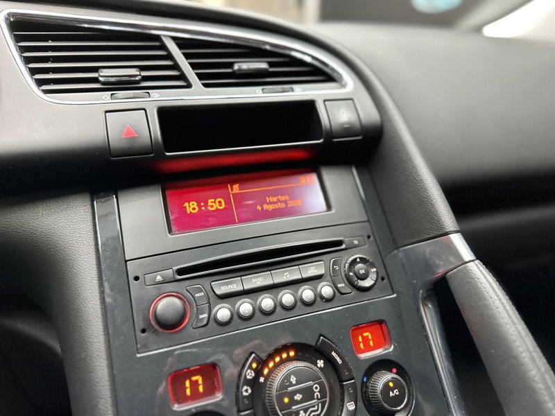 Peugeot 3008 2016, foto 32