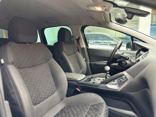 Peugeot 3008 2016