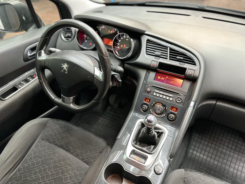 Peugeot 3008 2016, foto 24