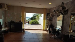 Se alquila salón de peluquería en Benalmádena Cost