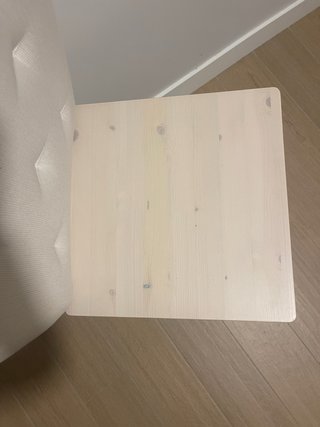 Mesa de comedor redonda blanca y 4 sillas