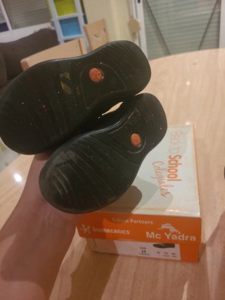 Zapatos Escolares Niña Talla 24