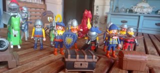 Playmobil Medieval - Caballeros y Dragón