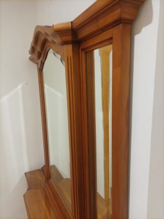 Recibidor de entrada madera y cristal
