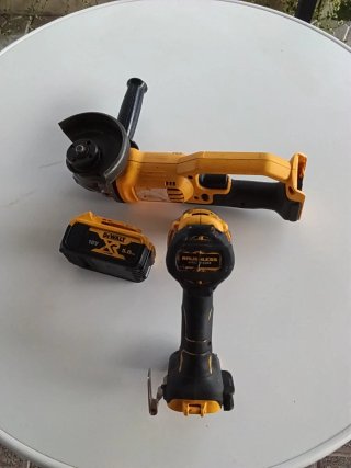 AMOLADORA DEWALT DCG412 Y TALADRO DEWALT DCD996