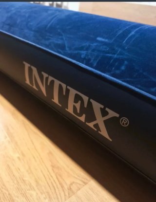 Colchón hinchable Intex 1 plaza + inflador