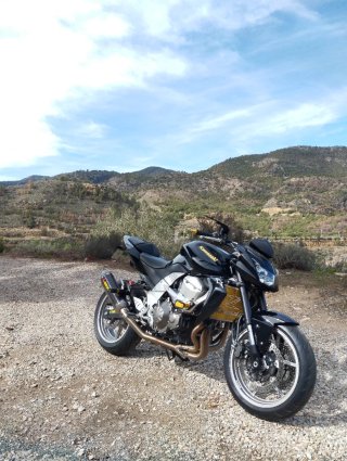 Kawasaki Z750