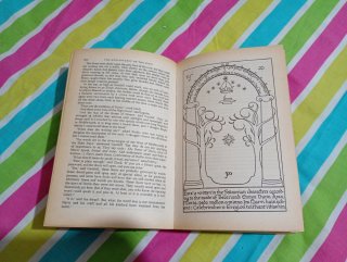 Libro el señor de los anillos (inglés)