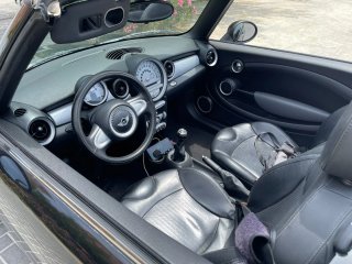 MINI Cooper Cabrio 2010