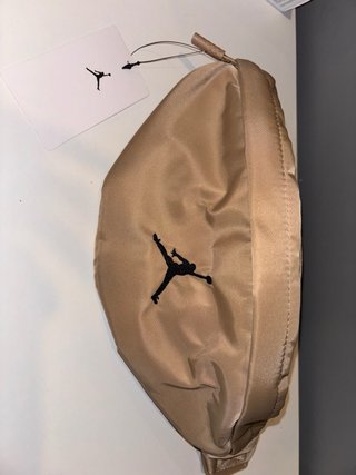 Riñonera Jordan Beige