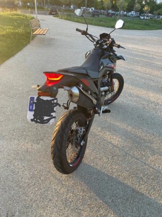 Malaguti XSM 125 Supermotard Negra