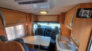 AUTOCARAVANA PERFILADA COMPACTA