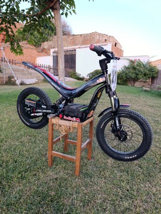 OSET 16 Trial Eléctrica