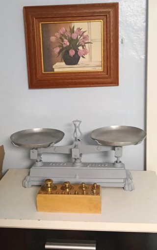 Balanza antigua de precisión