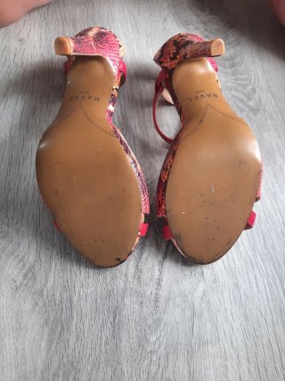 Sandalias Ravel efecto serpiente T37
