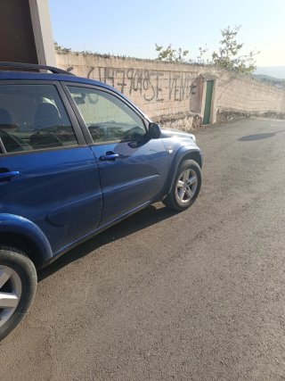 Toyota RAV4 2003