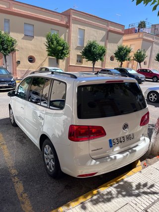 Volkswagen Touran 2011