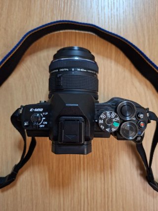 Olympus OM-D E-M10 Mark IIIs